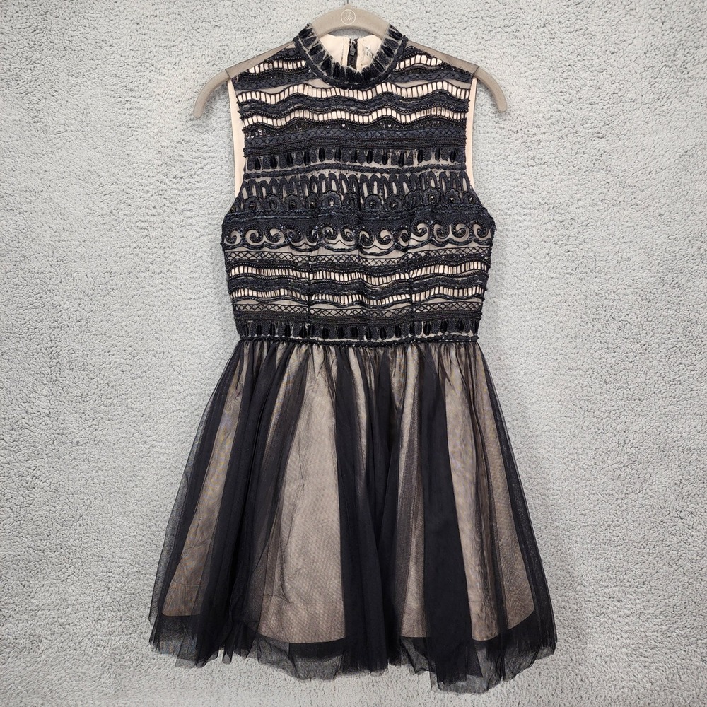 Alice + Olivia Black Nude Beaded Tulle Fit and Flare Dress C509674725 Size‎ 4